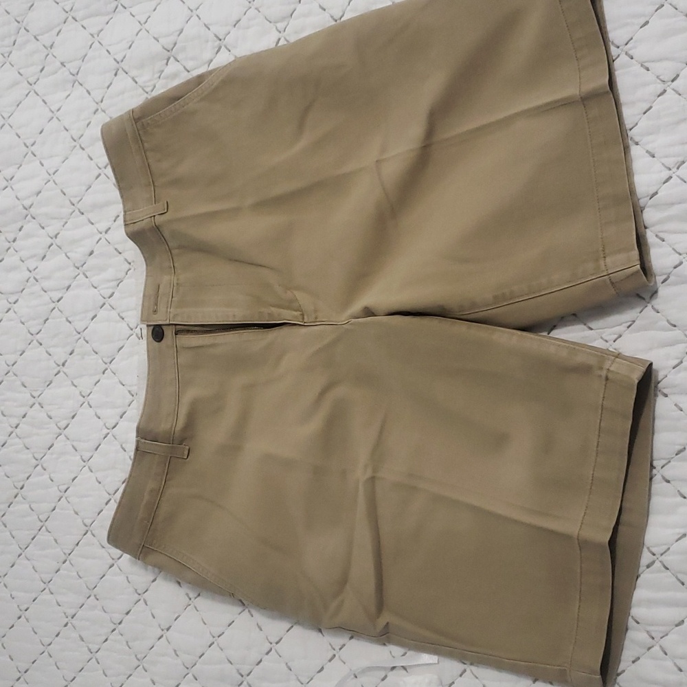 Dockers Men's Khaki Shorts Size 36